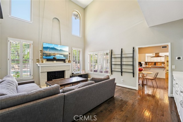Detail Gallery Image 14 of 59 For 1623 Northhampton Dr, Riverside,  CA 92506 - 4 Beds | 3/1 Baths