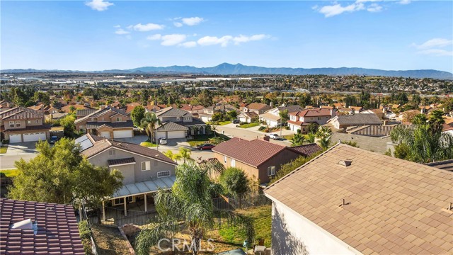 Detail Gallery Image 9 of 53 For 21389 Greyson Rd, Moreno Valley,  CA 92557 - 4 Beds | 3 Baths