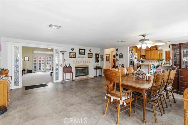 Detail Gallery Image 18 of 53 For 10457 Variel Ave, Chatsworth,  CA 91311 - 6 Beds | 5 Baths