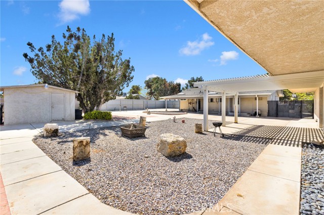 Detail Gallery Image 37 of 69 For 9037 5th Ave, Hesperia,  CA 92345 - 5 Beds | 4 Baths