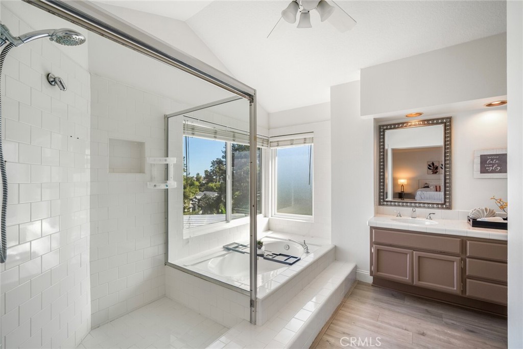 Dcd0b89d 6dcf 488e Aca5 7d0b7f69f4eb