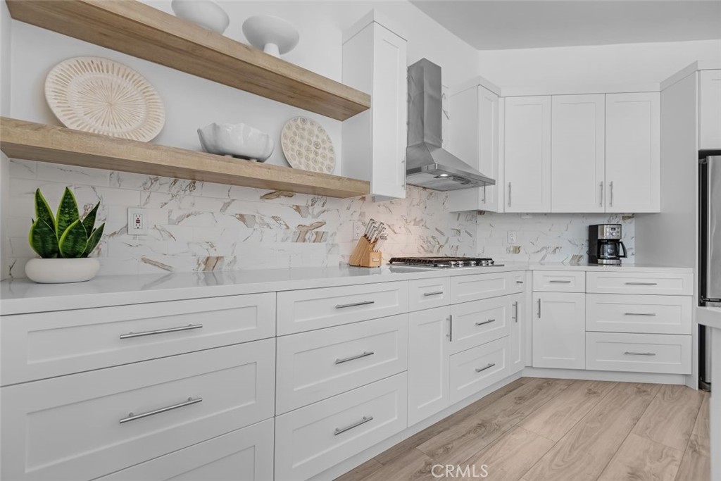 MLS #OC24101277 img 15