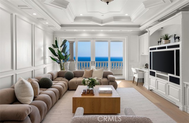 71 Ritz Cove Drive, Dana Point CA: https://media.crmls.org/medias/dcd1ab33-5251-4d8c-8b71-27a1fd2a068d.jpg