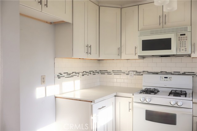 8425 Sunset Trail Place, Rancho Cucamonga CA: https://media.crmls.org/medias/dcd1af29-d3a3-432a-8b2d-31b145353238.jpg