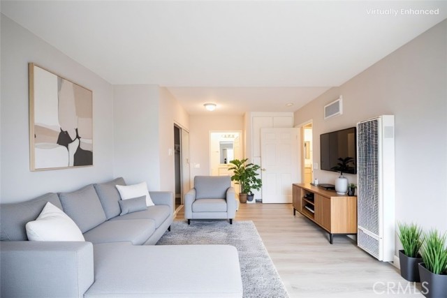 Detail Gallery Image 1 of 12 For 868 E Alvarado #7,  Fallbrook,  CA 92028 - 2 Beds | 2 Baths