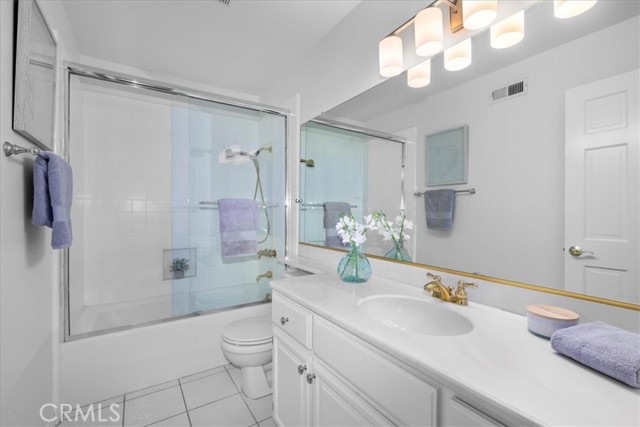 9 Nantucket Place, Manhattan Beach, California 90266, 3 Bedrooms Bedrooms, ,3 BathroomsBathrooms,Residential,Sold,Nantucket,SB23134851