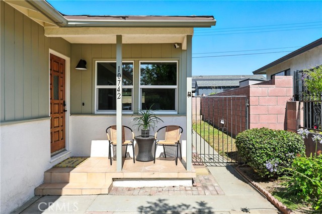 Detail Gallery Image 6 of 41 For 10742 Alclad Ave, Whittier,  CA 90605 - 3 Beds | 2 Baths