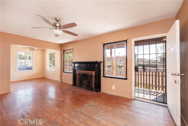 2306 W Cedarwood Street, West Covina CA: https://media.crmls.org/medias/dcd32bb5-56a1-4326-ae88-e0ec31382562.jpg