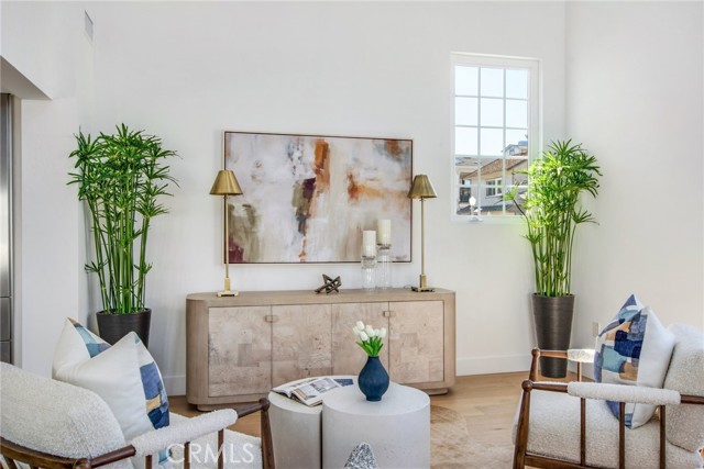 1103 Balboa Avenue, Newport Beach CA: https://media.crmls.org/medias/dcd346ac-a450-4a54-a177-e52e16ebd27a.jpg