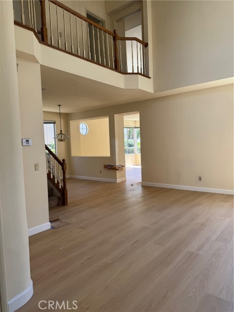8 Bormes, Irvine CA: https://media.crmls.org/medias/dcd34ee5-4b3c-4424-a7e4-b1a96368c45d.jpg
