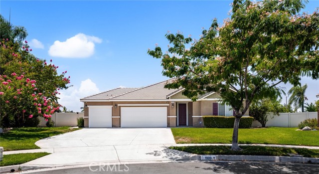 Image 3 of 45 For 1909 Crystal Cove Court