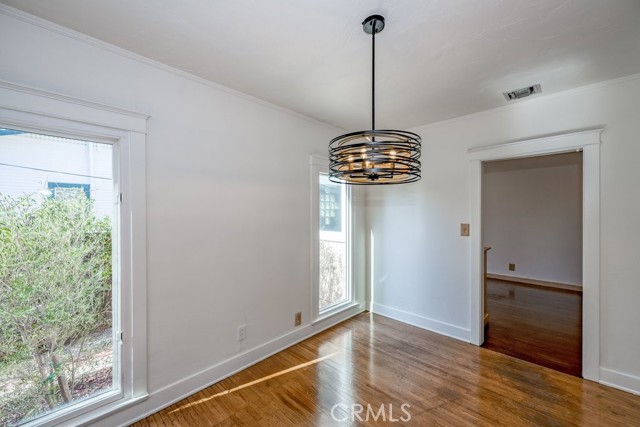 Detail Gallery Image 10 of 41 For 281 San Gabriel Ct, Sierra Madre,  CA 91024 - 4 Beds | 2 Baths