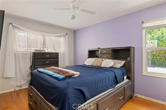 10022 Gothic Avenue, North Hills CA: https://media.crmls.org/medias/dcd37548-a14c-443c-865e-532f6a8186a1.jpg