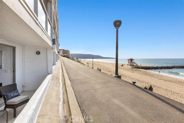 615 Esplanade, Redondo Beach, California 90277, 1 Bedroom Bedrooms, ,1 BathroomBathrooms,Residential,Sold,Esplanade,PV22002380