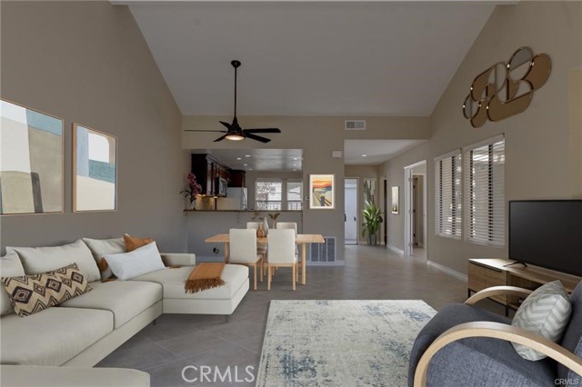 Detail Gallery Image 9 of 69 For 18 Starflower #10,  Irvine,  CA 92604 - 3 Beds | 2 Baths