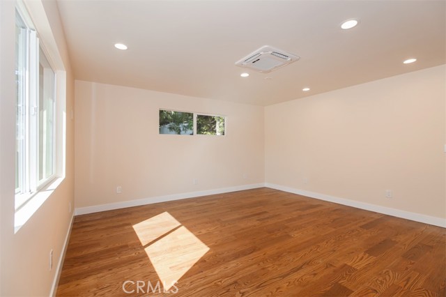 Detail Gallery Image 6 of 21 For 319 N Shelton St, Burbank,  CA 91506 - 1 Beds | 1 Baths