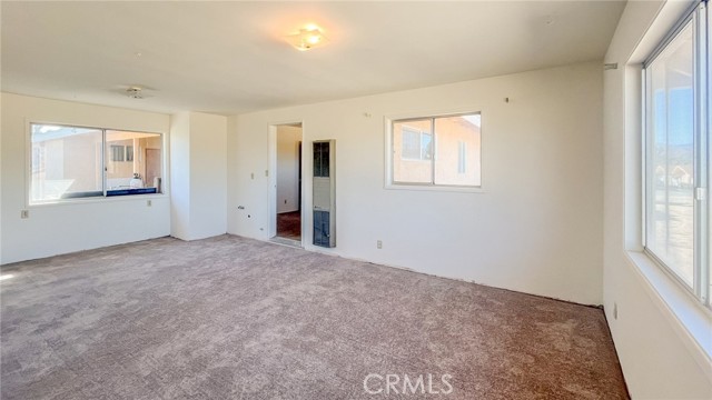 Detail Gallery Image 14 of 29 For 7411 Joshua Ln, Yucca Valley,  CA 92284 - 6 Beds | 2 Baths