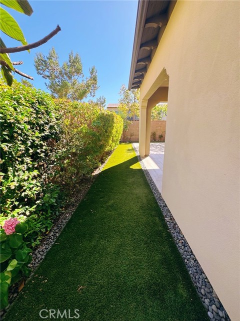 224 Geyser, Irvine CA: https://media.crmls.org/medias/dcd67d20-42bc-4659-bcca-48dd29697ce9.jpg