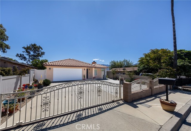 Detail Gallery Image 2 of 26 For 486 N Allen St, Banning,  CA 92220 - 4 Beds | 2 Baths