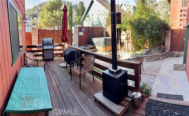 921 Piru Way, Frazier Park CA: https://media.crmls.org/medias/dcd6e559-4080-4512-baf3-27e1b625bf86.jpg