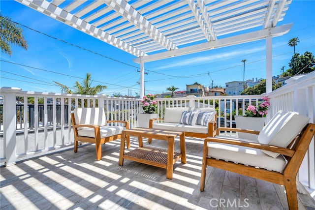 1613 Armour Lane, Redondo Beach, California 90278, 3 Bedrooms Bedrooms, ,1 BathroomBathrooms,Residential,For Sale,Armour,SB26086137