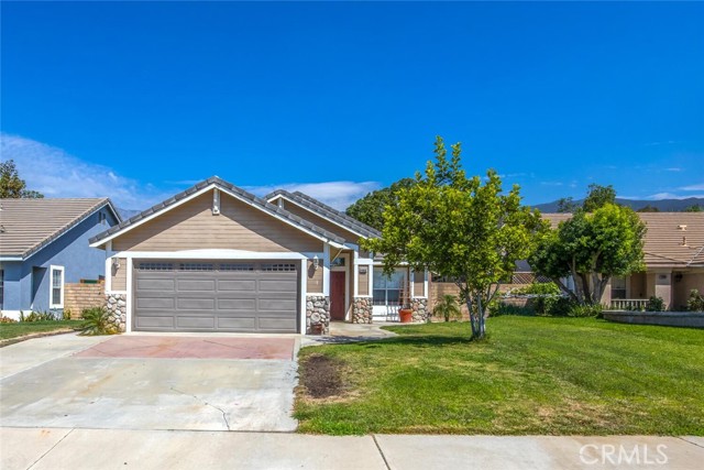 Image 3 for 14850 Filly Ln, Fontana, CA 92336