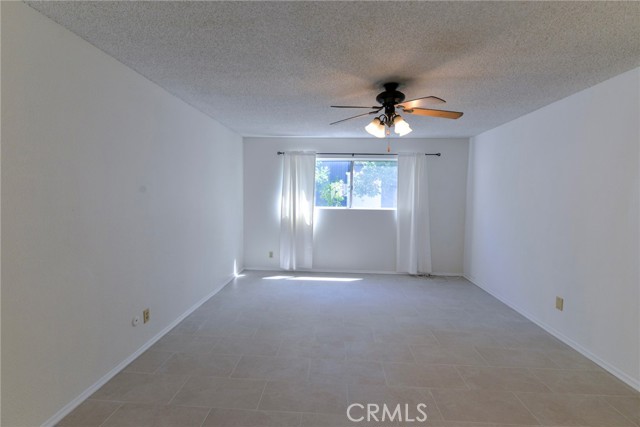 Detail Gallery Image 4 of 9 For 207 W Mariposa a-1,  San Clemente,  CA 92672 - 1 Beds | 1 Baths