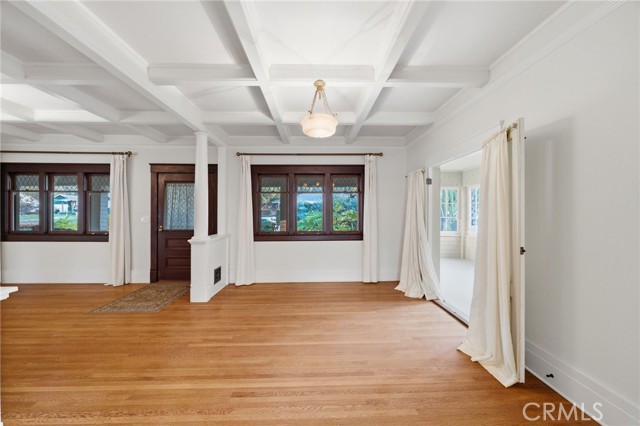 Detail Gallery Image 9 of 56 For 1200 Cedar Ave, Redlands,  CA 92373 - 5 Beds | 3 Baths