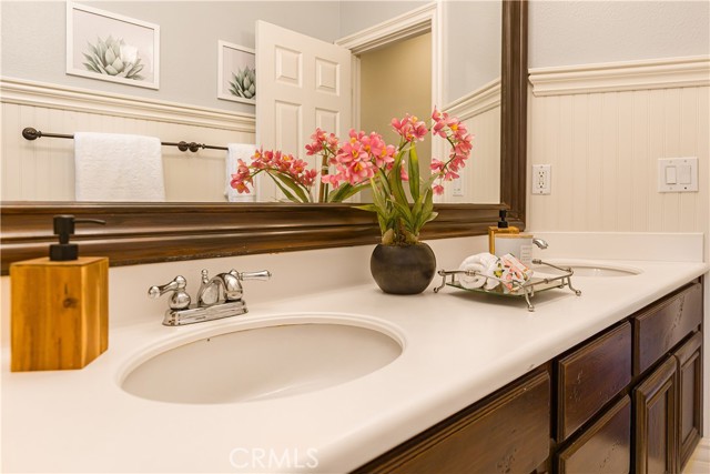 3669 Strata Drive, Carlsbad CA: https://media.crmls.org/medias/dcd8b486-ef45-4775-b1a6-e669581ab806.jpg