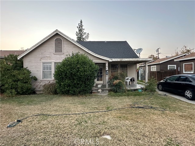 Detail Gallery Image 4 of 24 For 505 B St, Bakersfield,  CA 93304 - 2 Beds | 1 Baths