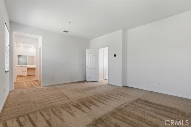 Detail Gallery Image 14 of 39 For 24583 Acadia Dr, Corona,  CA 92883 - 3 Beds | 2/1 Baths