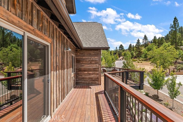 Detail Gallery Image 33 of 45 For 40944 Seneca Trl, Big Bear Lake,  CA 92315 - 4 Beds | 3 Baths