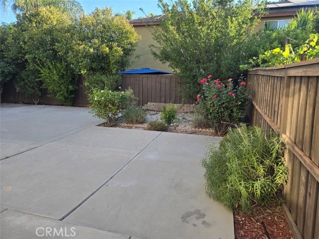 27513 Stanford Drive, Temecula CA: https://media.crmls.org/medias/dcd972b3-f25c-4466-a2a7-d16f6acbb93b.jpg