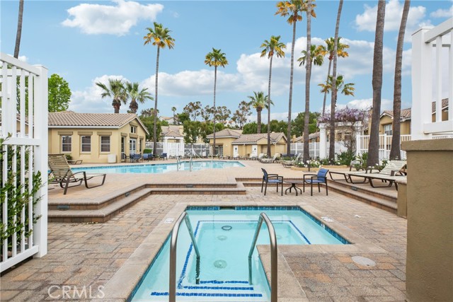 28416 Yosemite Drive, Trabuco Canyon CA: https://media.crmls.org/medias/dcd996ad-9432-47f8-af4a-b7ca85e7536b.jpg