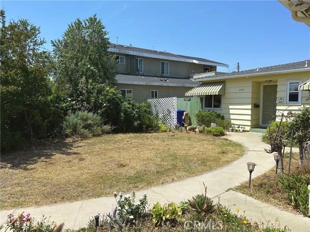 7135 Sultana Avenue, San Gabriel CA: https://media.crmls.org/medias/dcd9a95f-38f0-40ff-93e8-5b3b0a475c47.jpg