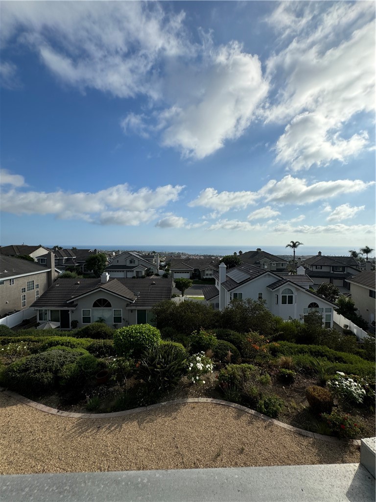 Detail Gallery Image 3 of 42 For 2305 via Zafiro, San Clemente,  CA 92673 - 4 Beds | 2/1 Baths