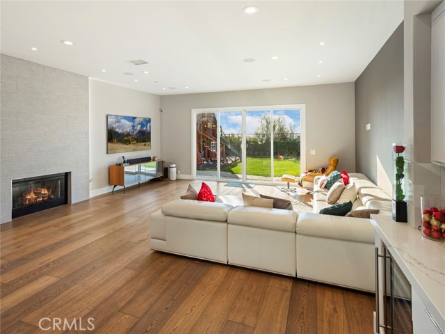 Detail Gallery Image 15 of 49 For 3111 Gardenia, Yorba Linda,  CA 92886 - 6 Beds | 7/1 Baths