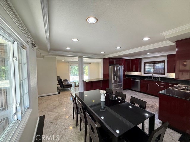 Detail Gallery Image 13 of 43 For 3071 Platte, Costa Mesa,  CA 92626 - 3 Beds | 2 Baths