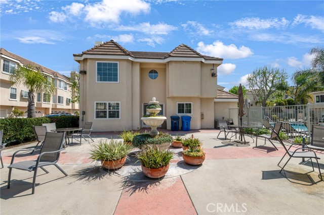 Detail Gallery Image 24 of 28 For 2825 Plaza Del Amo #106,  Torrance,  CA 90503 - 3 Beds | 2/1 Baths