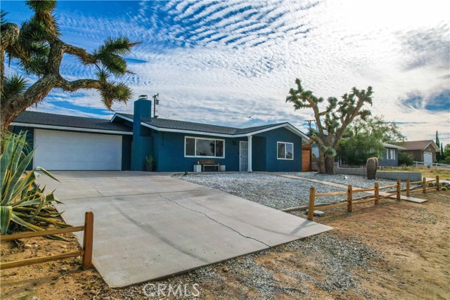 Detail Gallery Image 1 of 49 For 61475 Alta Vista Dr, Joshua Tree,  CA 92252 - 2 Beds | 2 Baths