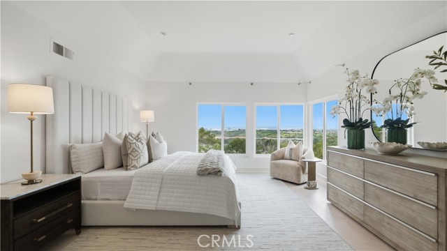 Detail Gallery Image 24 of 47 For 31 Saint Tropez, Newport Beach,  CA 92660 - 4 Beds | 3 Baths