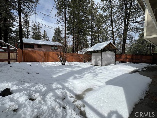 Detail Gallery Image 2 of 3 For 1832 Sparrow Rd, Wrightwood,  CA 92397 - 3 Beds | 2 Baths