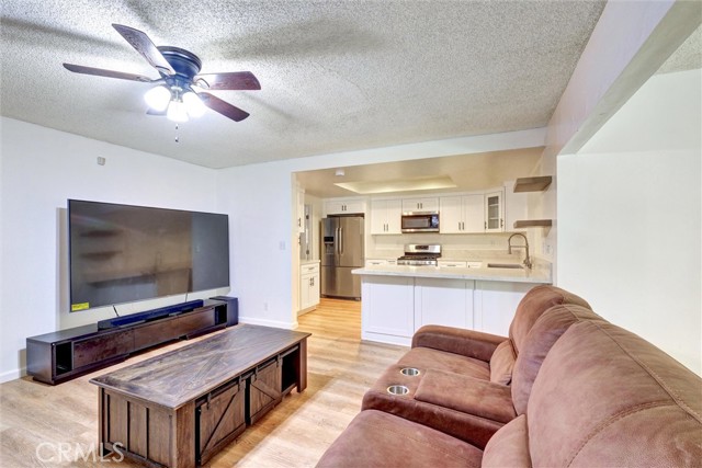 Detail Gallery Image 5 of 19 For 21308 Moneta Ave, Carson,  CA 90745 - 5 Beds | 4 Baths