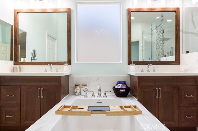 35183 Flamingo Way, Winchester CA: https://media.crmls.org/medias/dcdee727-b040-4a68-9451-12640bb3441e.jpg