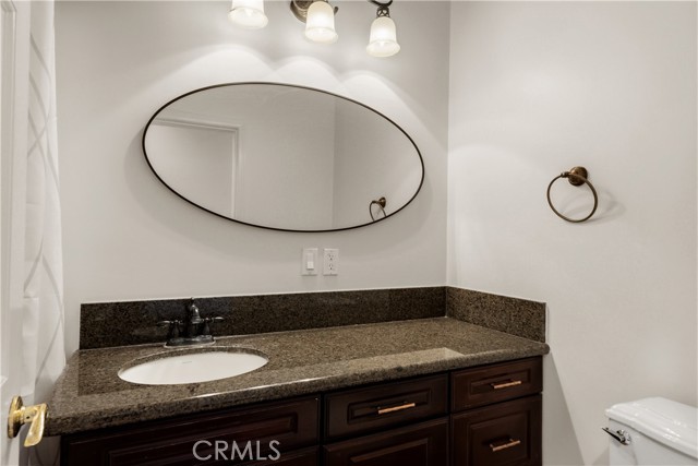 Detail Gallery Image 34 of 66 For 406 N Fairview, Burbank,  CA 91505 - 5 Beds | 4/1 Baths