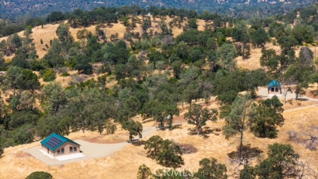 Detail Gallery Image 3 of 74 For 4125 Heavenly Crest, Mariposa,  CA 95338 - 3 Beds | 3 Baths