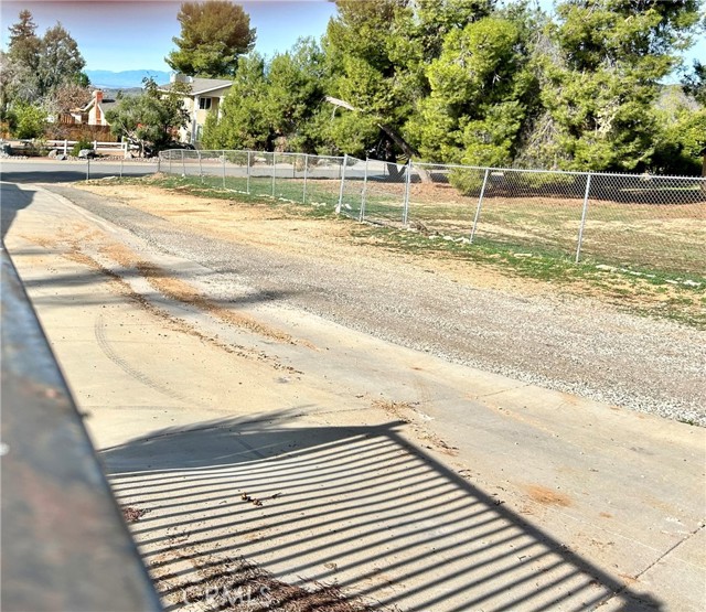 Detail Gallery Image 24 of 26 For 35780 Eureka Ave, Yucaipa,  CA 92399 - 6 Beds | 3 Baths