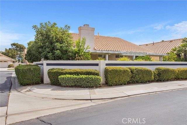 1021 Laguna Seca Court, Banning CA: https://media.crmls.org/medias/dce0af36-8f86-4d2f-9850-5032de6489bd.jpg