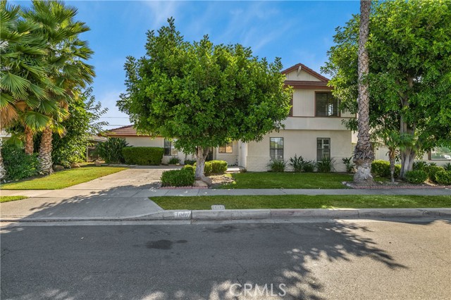 1067 N Mallard St, Orange, CA 92867