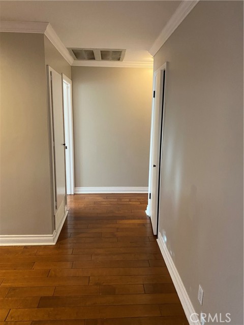 Detail Gallery Image 10 of 21 For 806 W Bloomwood, San Pedro,  CA 90731 - 3 Beds | 2 Baths